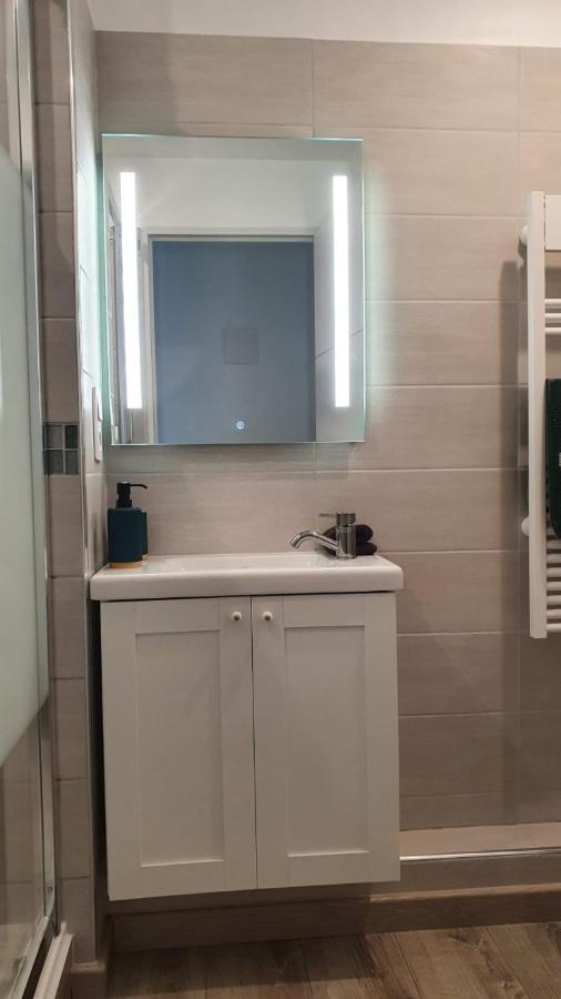 Tropical - Appt Climatise - Proche Plage - Aquarium - Parking - Wifi Canet-en-Roussillon Εξωτερικό φωτογραφία